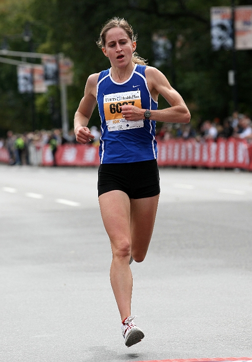 2010 Tufts 10K-104.JPG - 2010 Tufts 10K for women, October 11, Boston, MA.